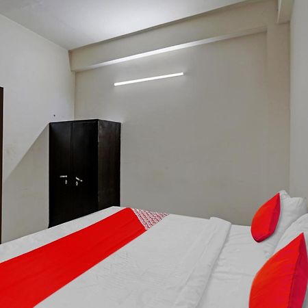 Hotel O Vrinda Residency Noida Exterior foto